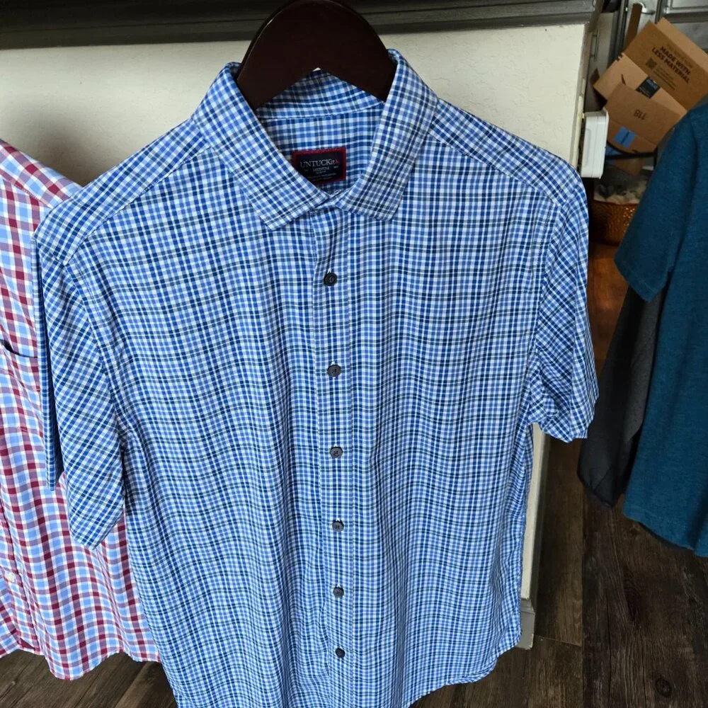 2 Untuckit Medium Slim Fit Short Sleeve 92% Nylon 8% Elastine - Picture 4 of 4